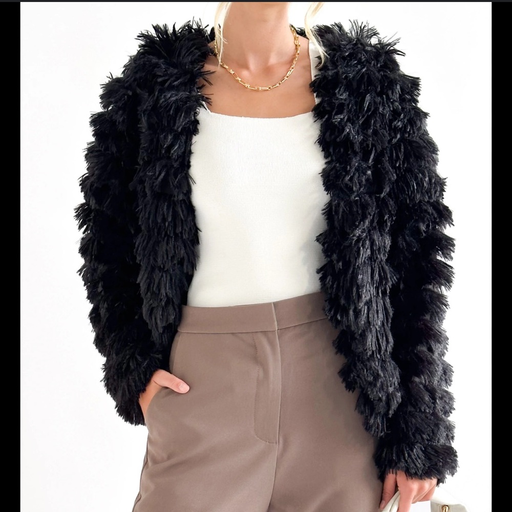 Faux Fur Black Coat♣️♣️